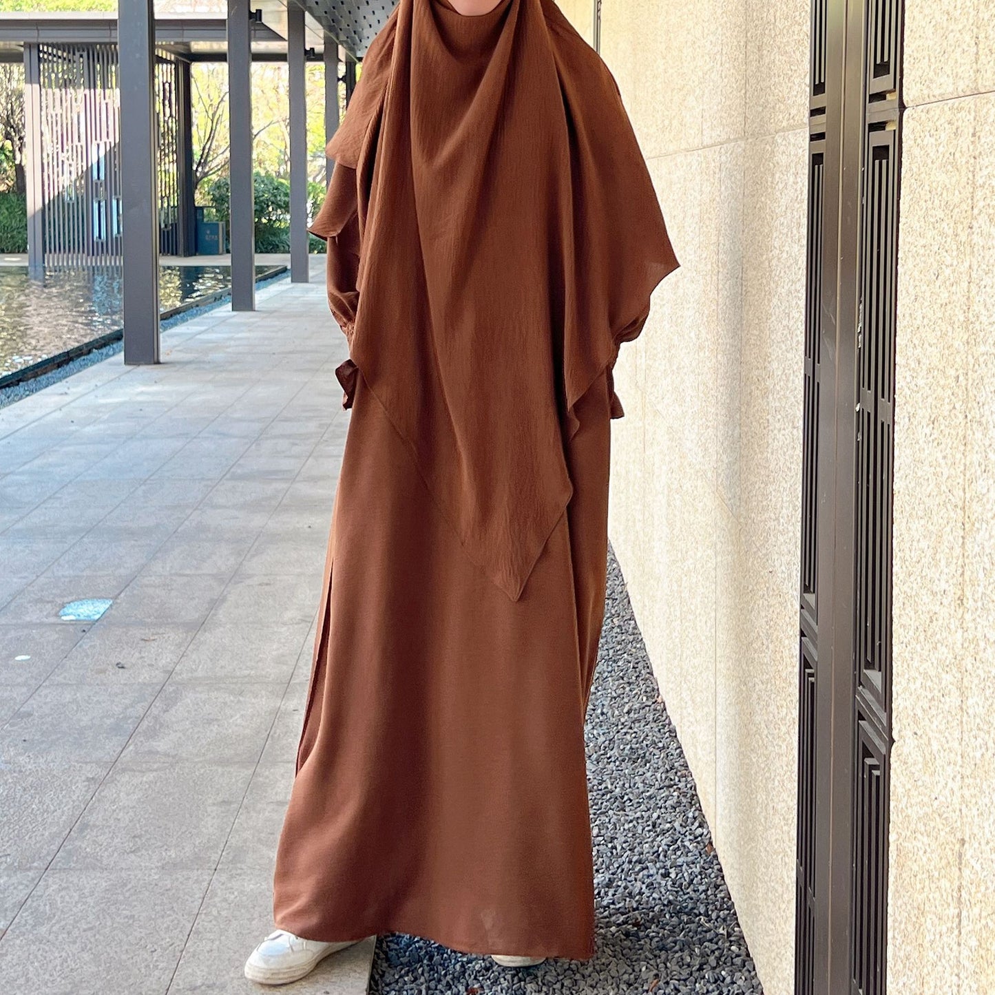 Lunar Elegance Abaya and Hijab 2 Piece Set - Muslim House