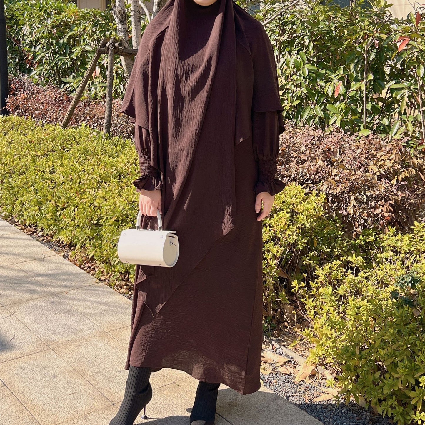 Lunar Elegance Abaya and Hijab 2 Piece Set - Muslim House