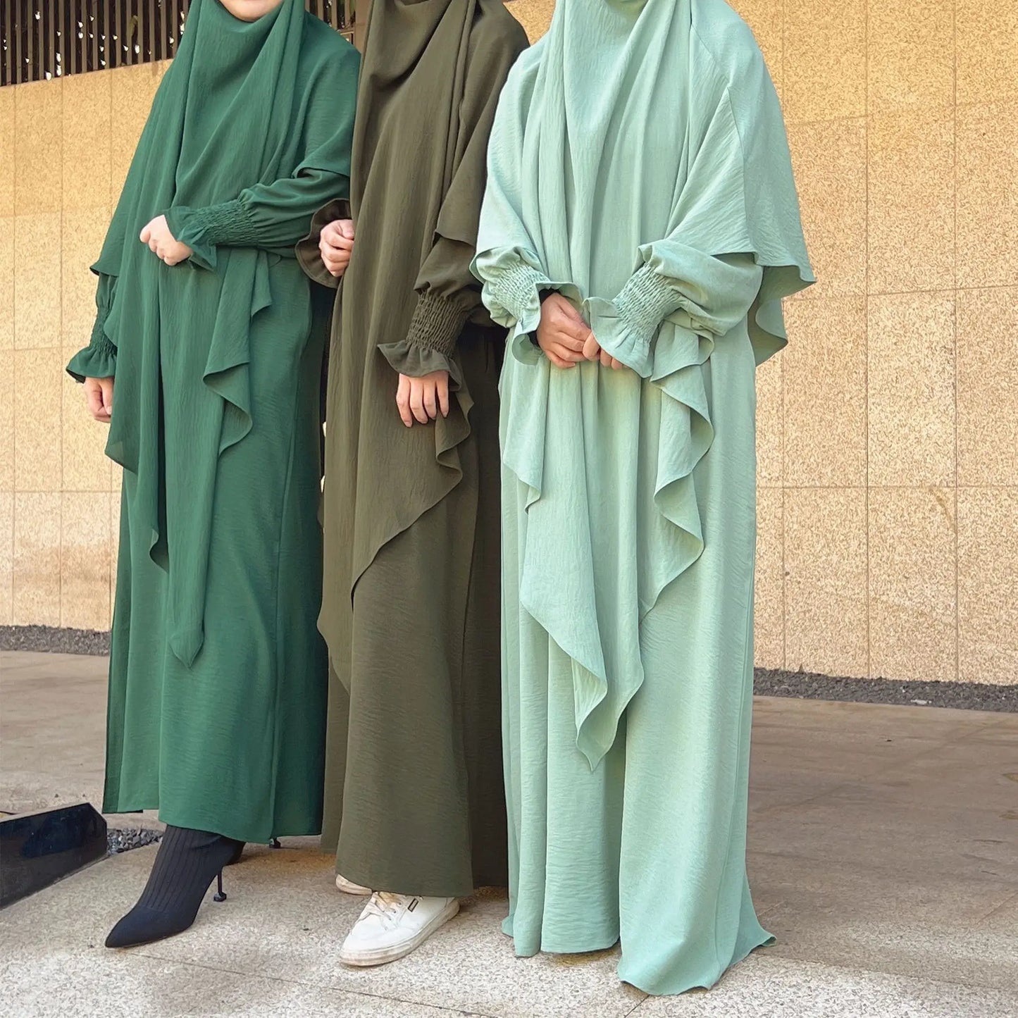 Lunar Elegance Abaya and Hijab 2 Piece Set - Muslim House