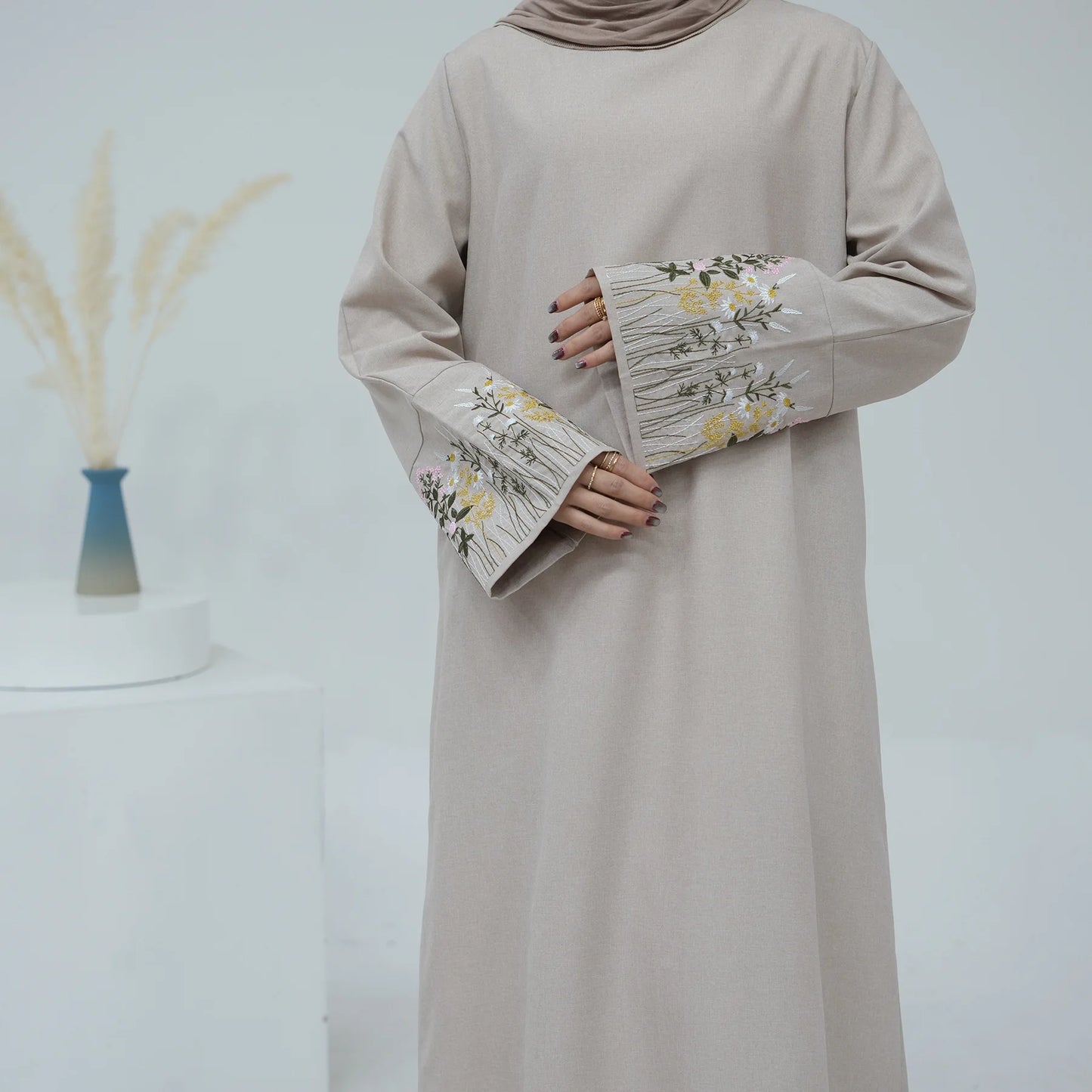 Zahra Floral Abaya - Muslim House