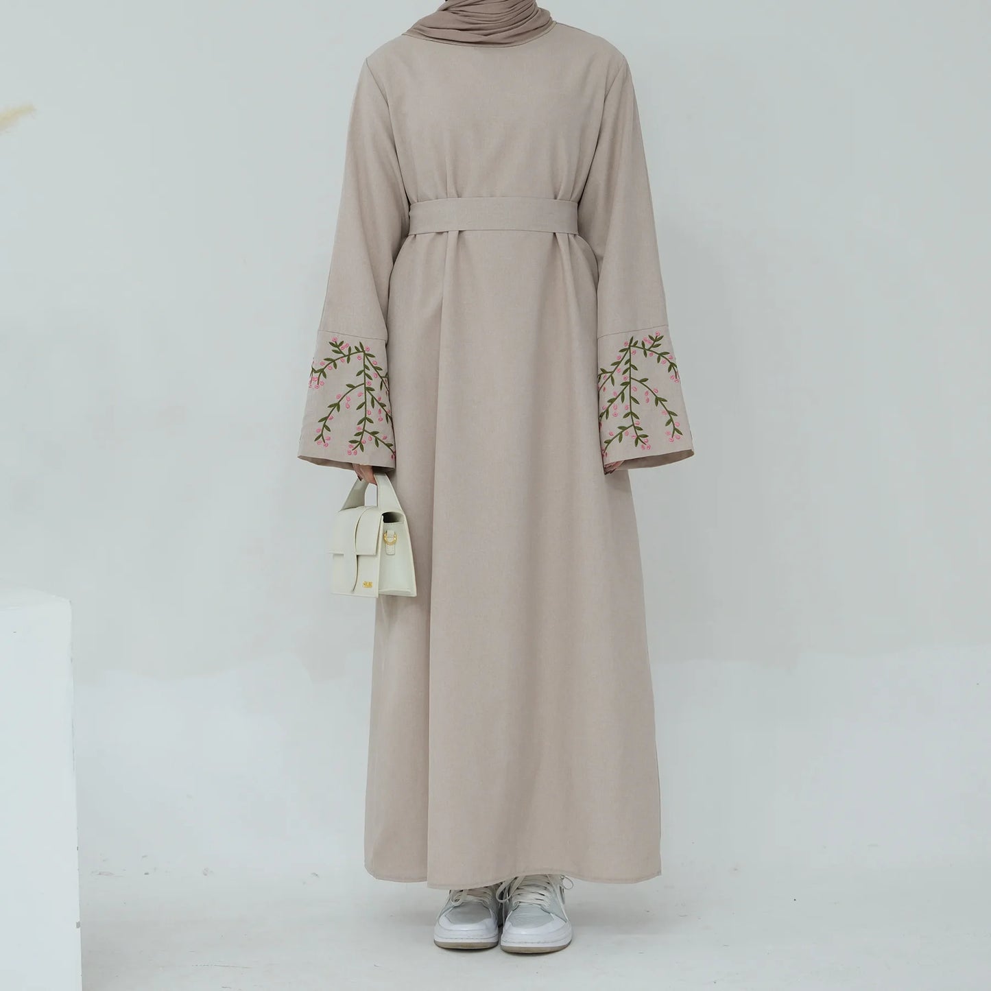 Zahra Floral Abaya - Muslim House