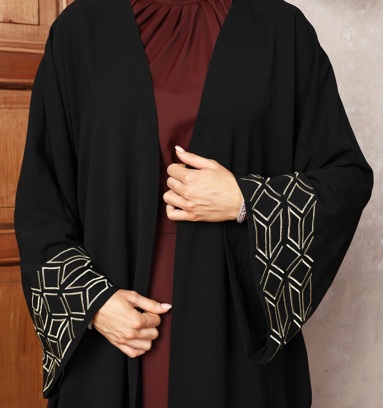 Graceful Flow Abaya and Headscarf - Muslim House