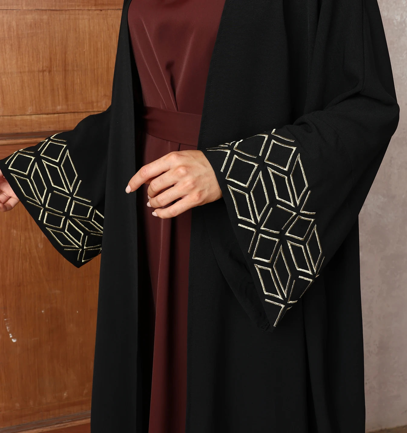 Graceful Flow Abaya and Headscarf - Muslim House