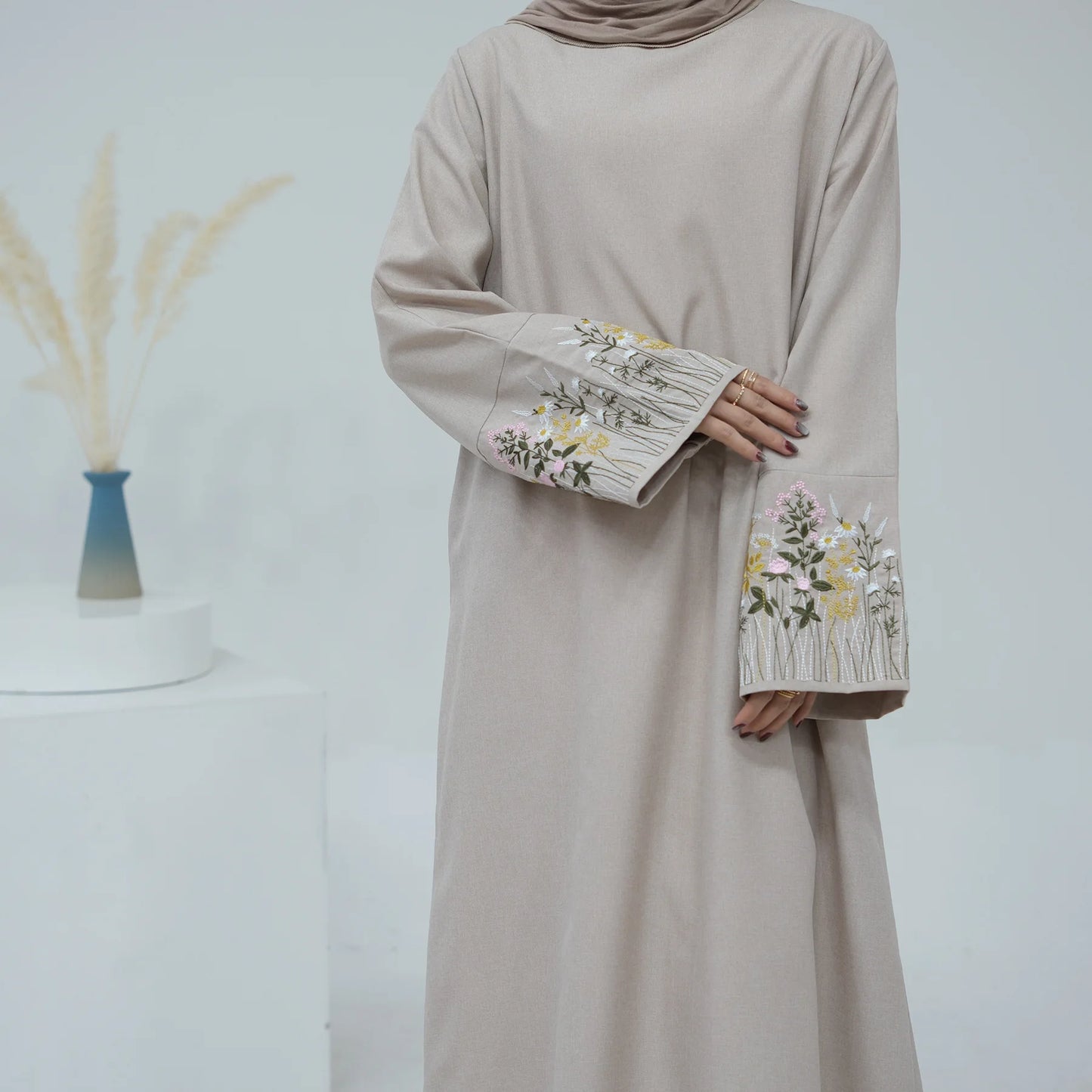 Zahra Floral Abaya - Muslim House
