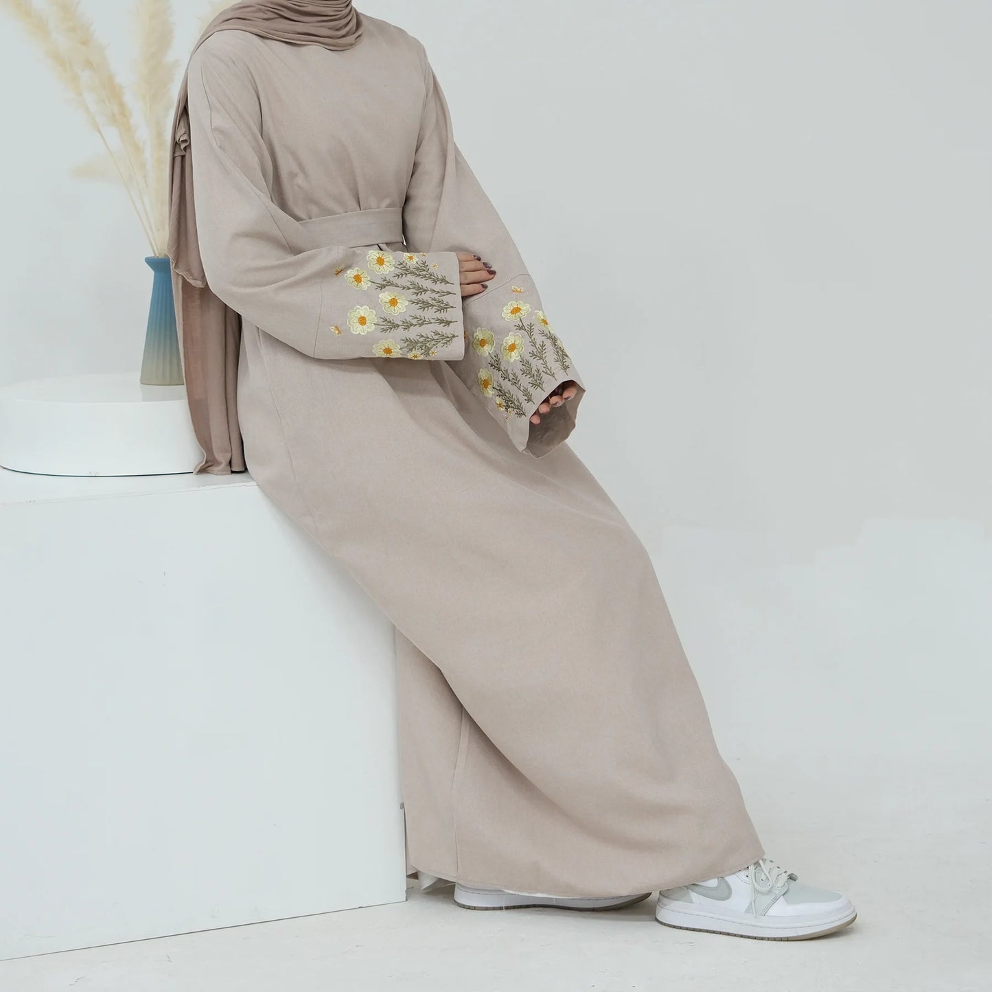 Zahra Floral Abaya - Muslim House