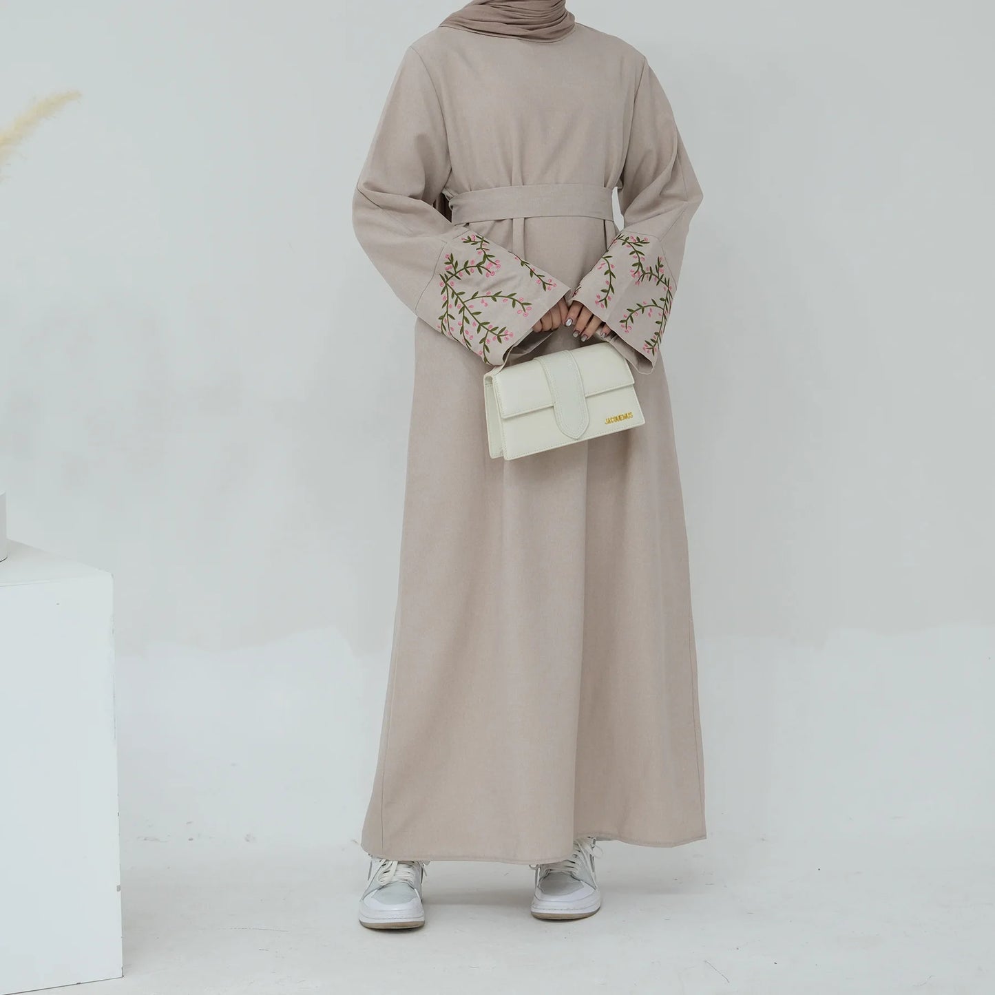 Zahra Floral Abaya - Muslim House