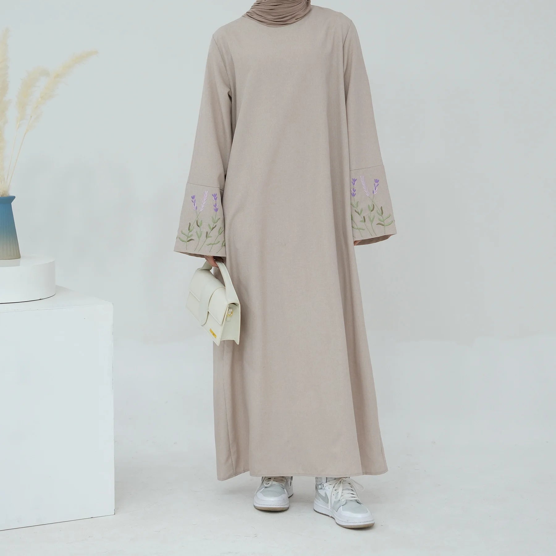 Zahra Floral Abaya - Muslim House